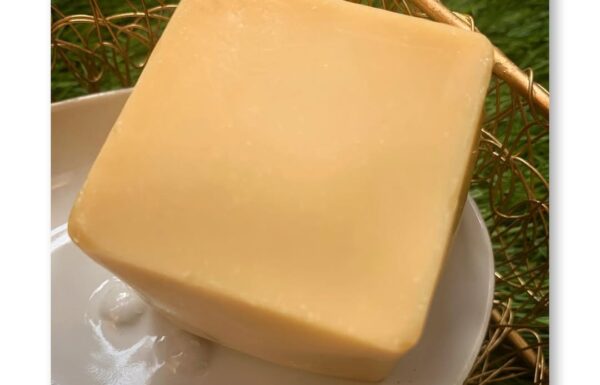 Soaps & Quirks| 🧼 Handcrafted Artisan Soaps & Skincare 🎁 Bespoke hampers Gallery 10